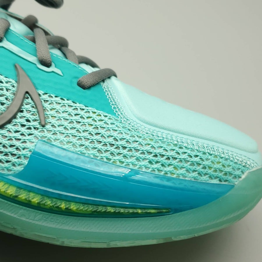 Sabrina Ionescu x Air Zoom GT Cut