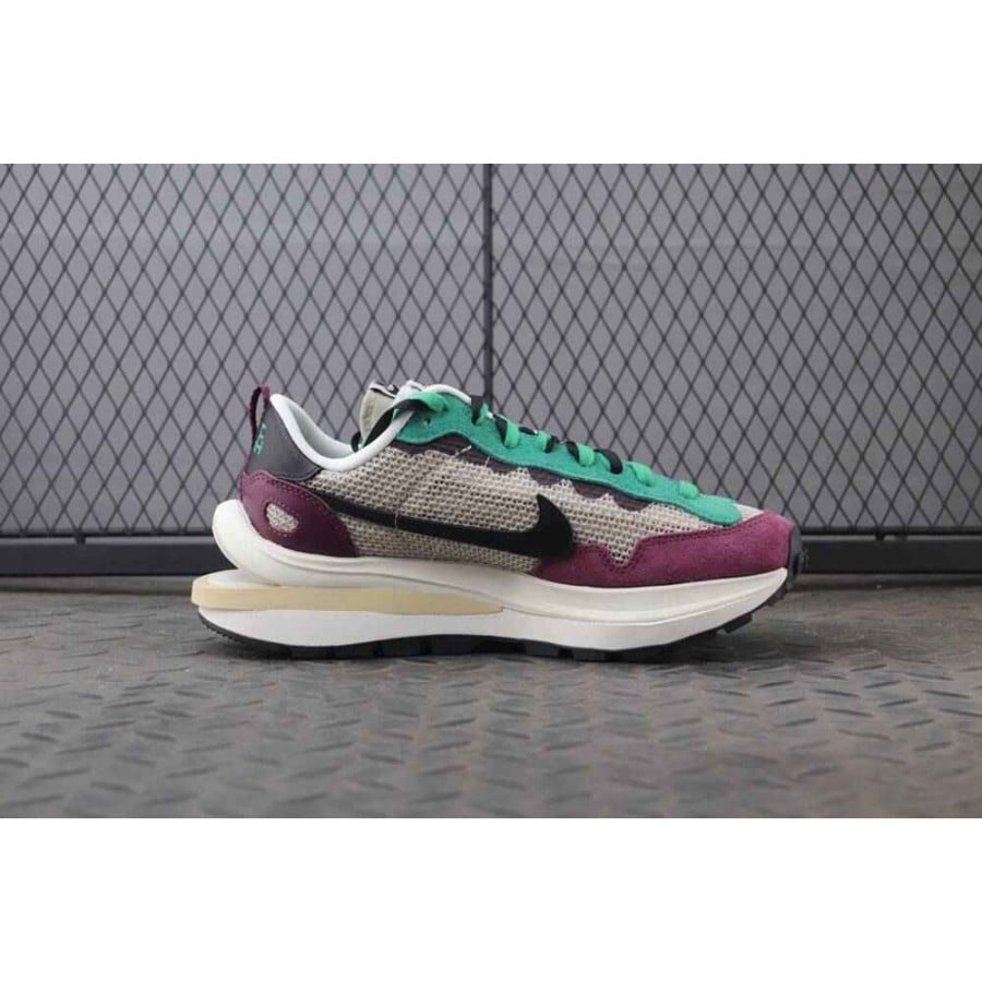 sacai x VaporWaffle SP