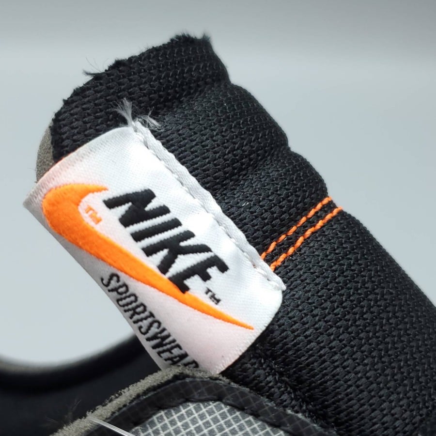 Off-White x Air Max 90