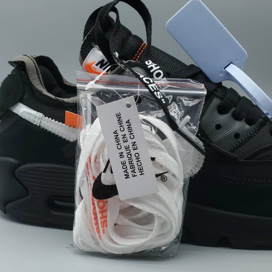 Off-White x Air Max 90