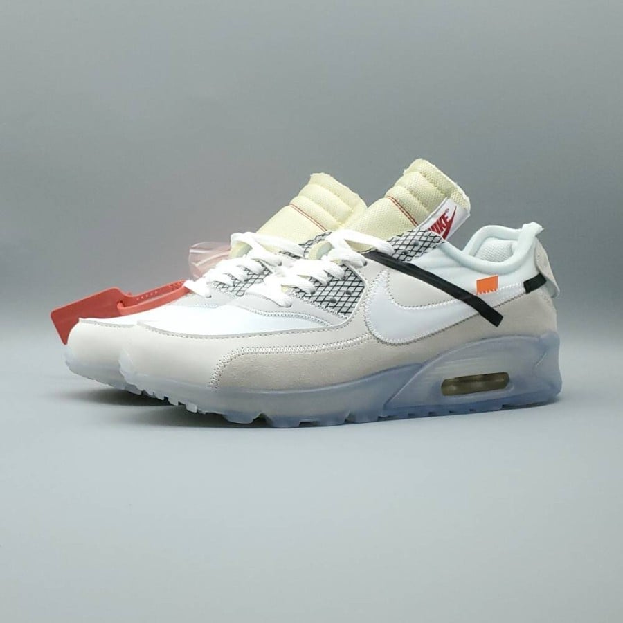 Off-White x Air Max 90
