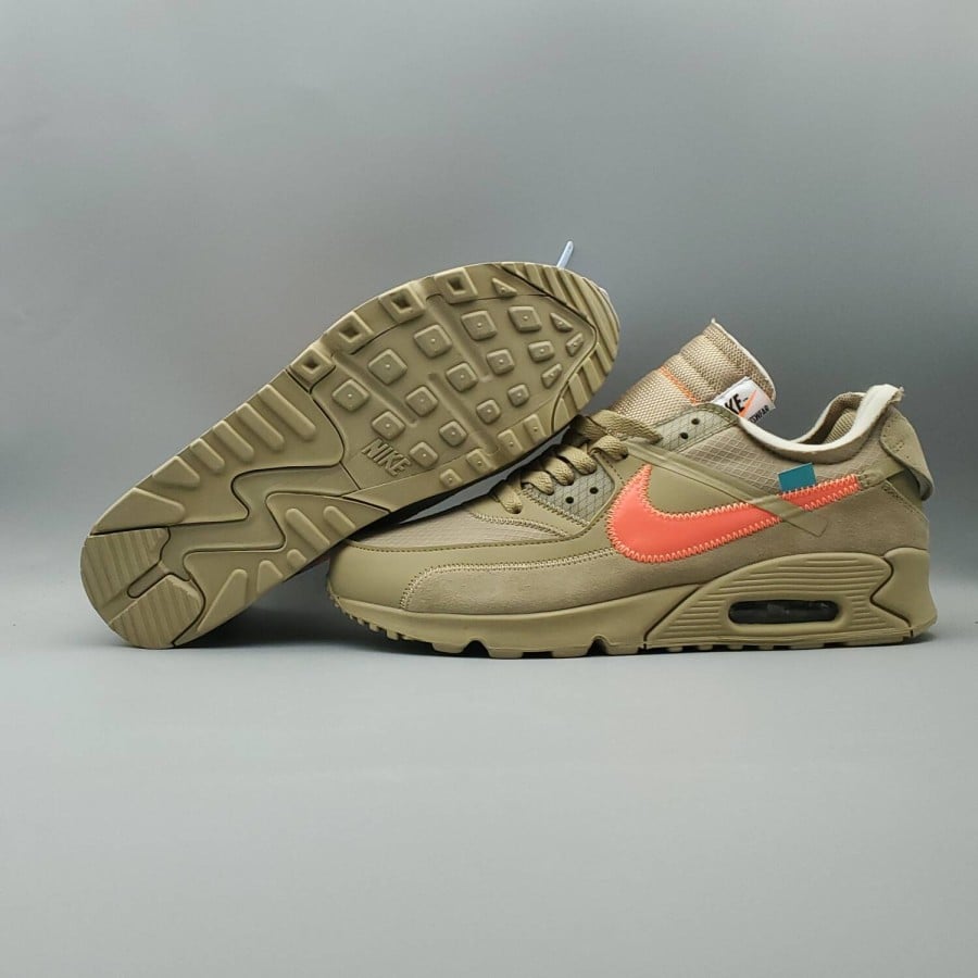 Off-White x Air Max 90