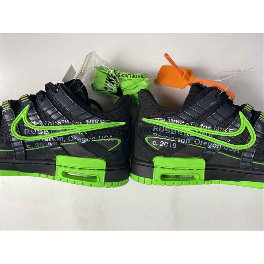 Off-White x Air Rubber Dunk