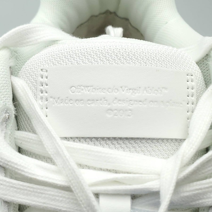 Off-White Out of Office Low