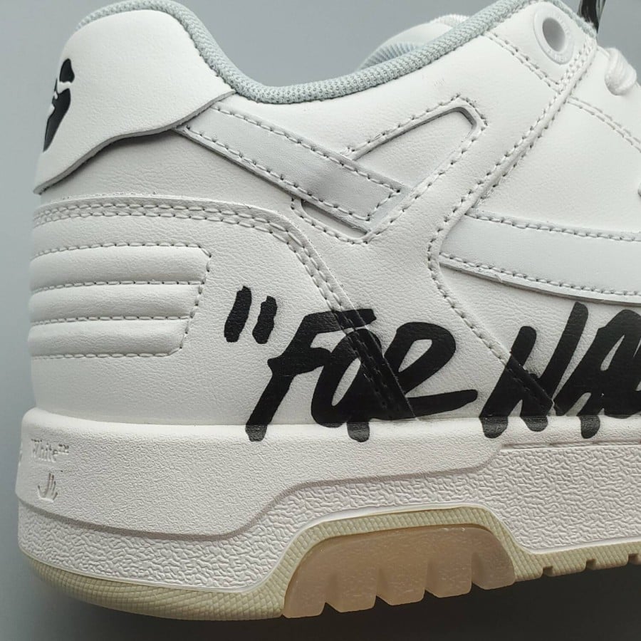 Off-White Out of Office Low