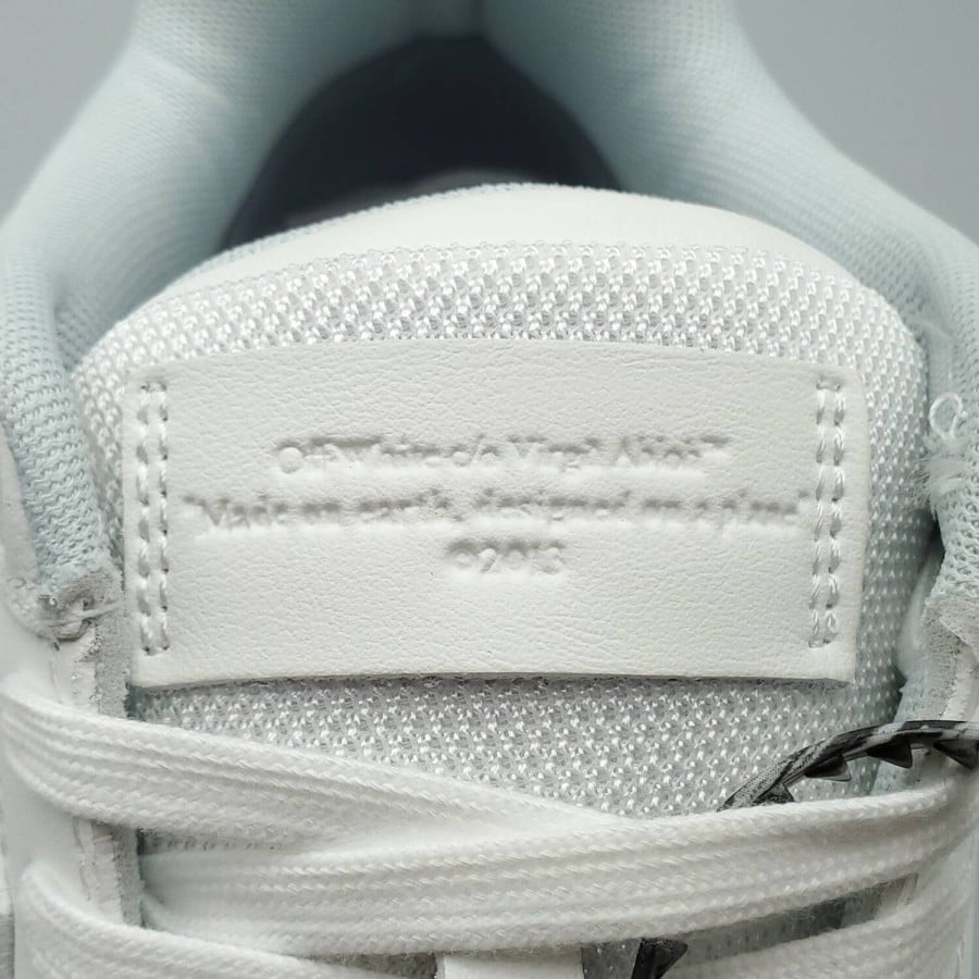 Off-White Out of Office Low