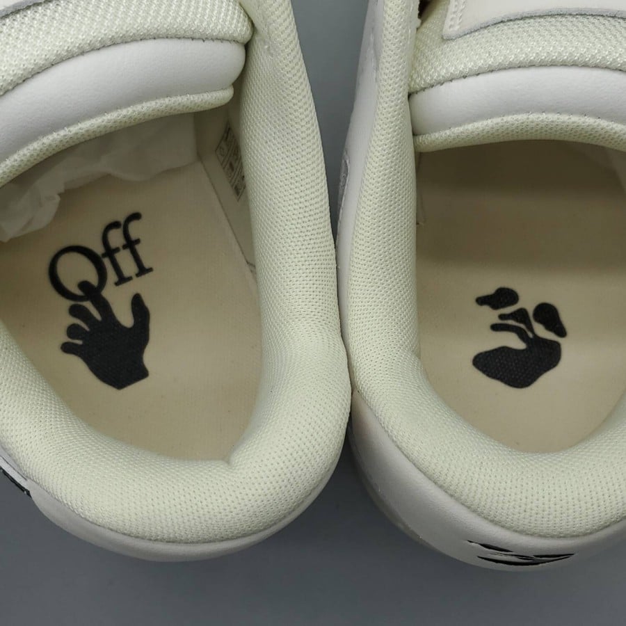 Off-White Out of Office Low