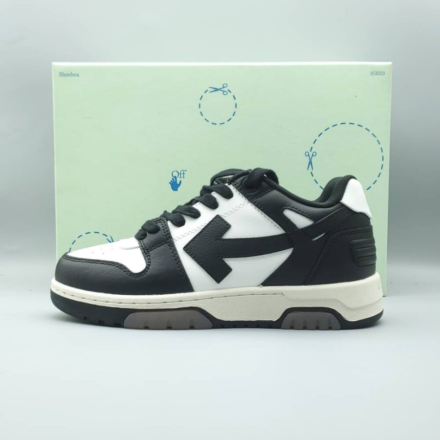 Off-White Wmns Out of Office