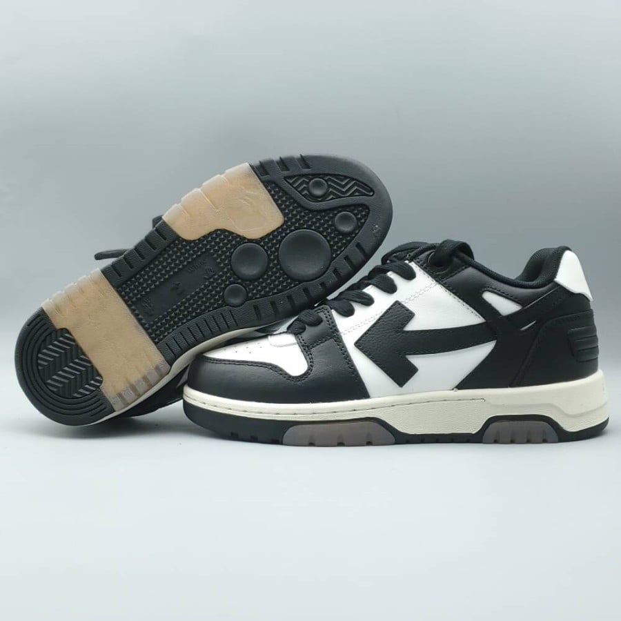 Off-White Wmns Out of Office