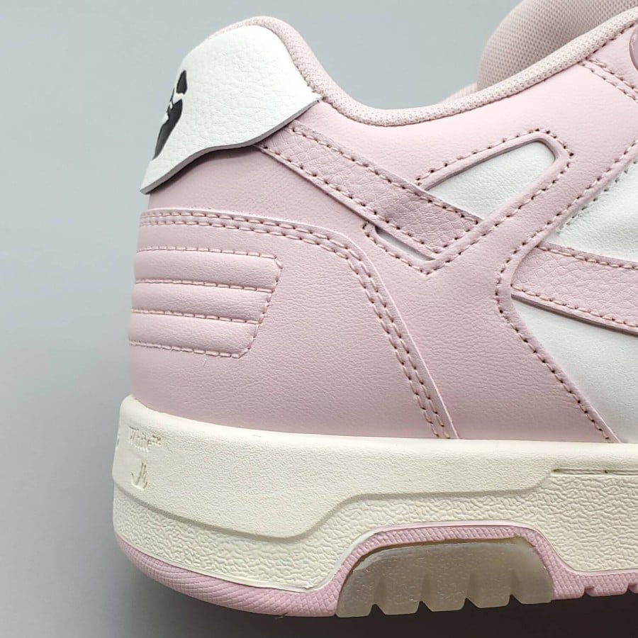 Off-White Wmns Out of Office
