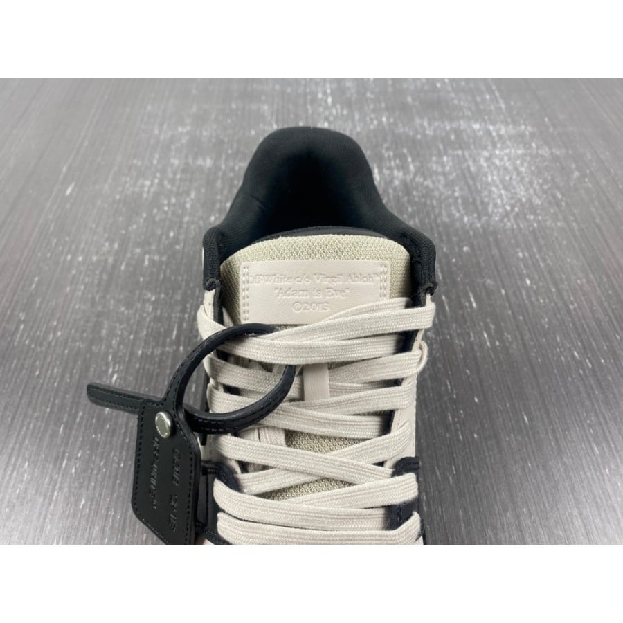 Off-White Wmns Out of Office