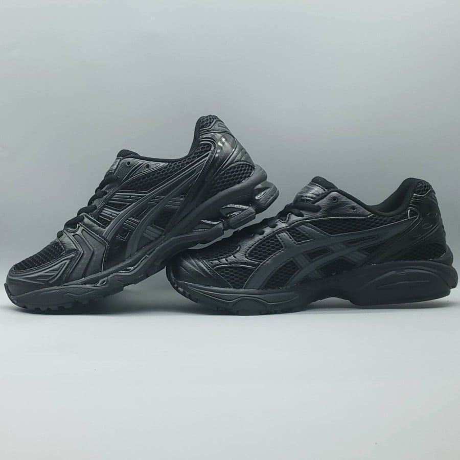 ASICS Gel Kayano 14