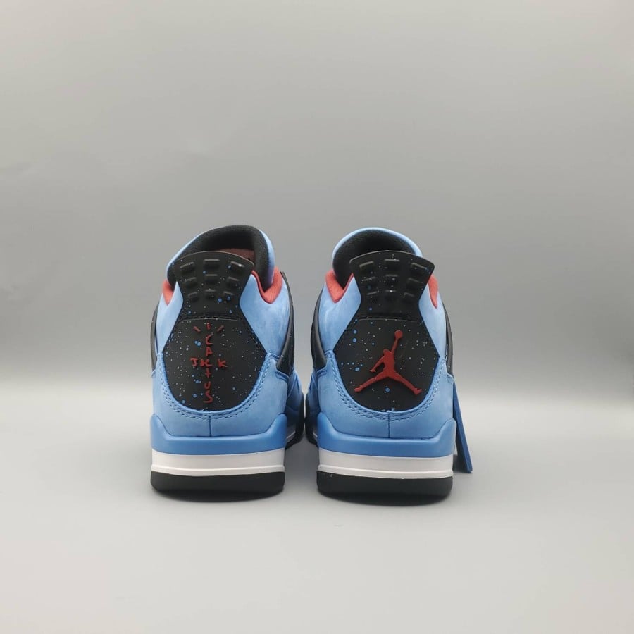 Travis Scott x Air Jordan 4 Retro