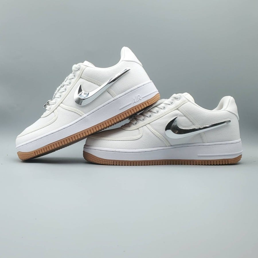 Travis Scott x Air Force 1