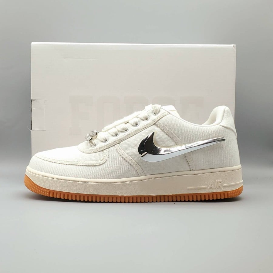 Travis Scott x Air Force 1