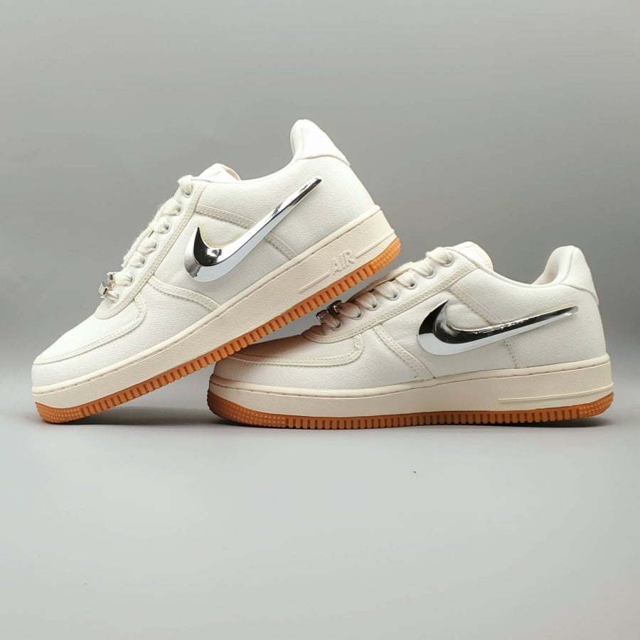 Travis Scott x Air Force 1