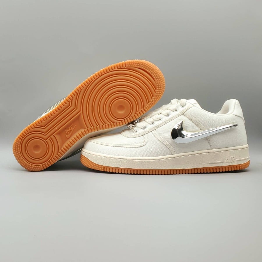 Travis Scott x Air Force 1