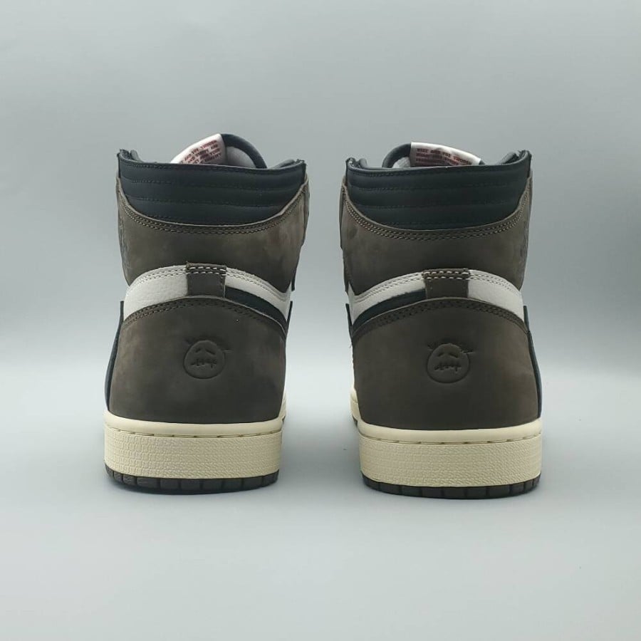 Travis Scott x Air Jordan 1 Retro High OG