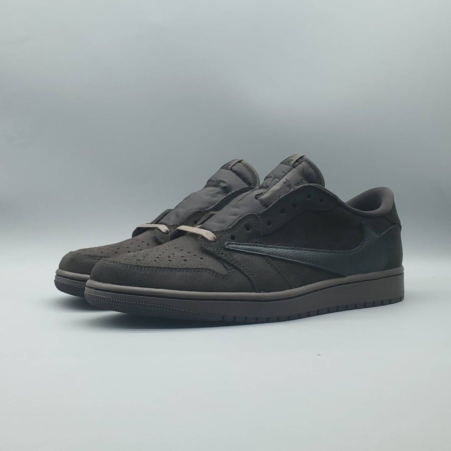 Travis Scott x Air Jordan 1 Low OG SP