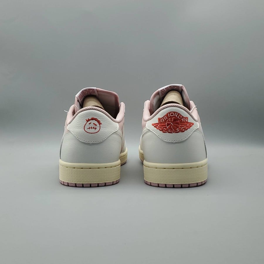 Travis Scott x Air Jordan 1 Low OG SP