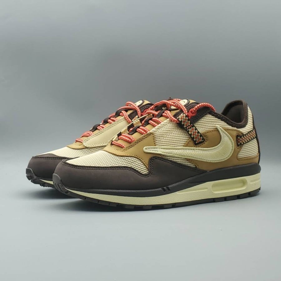 Travis Scott x Air Max 1