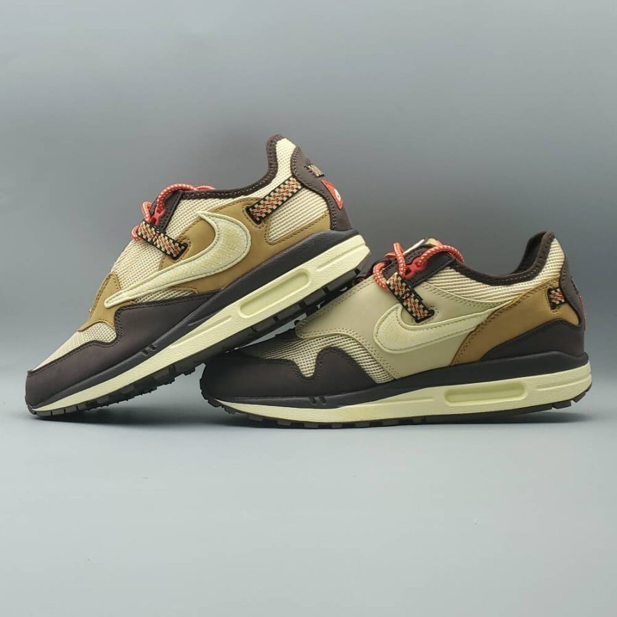 Travis Scott x Air Max 1
