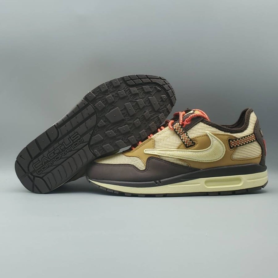 Travis Scott x Air Max 1