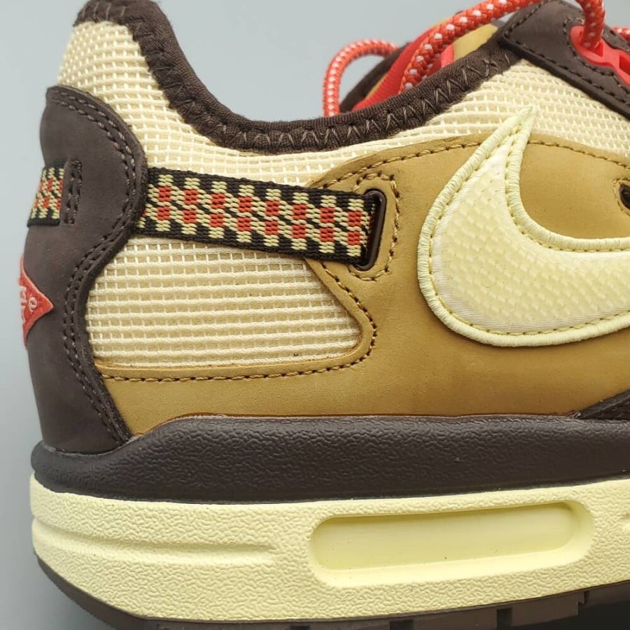 Travis Scott x Air Max 1