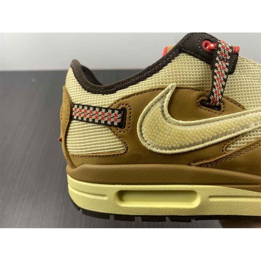 Travis Scott x Air Max 1