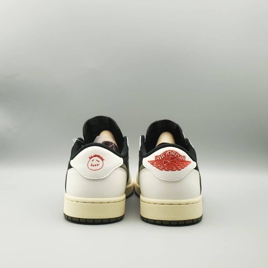 Travis Scott x Wmns Air Jordan 1 Retro Low OG SP